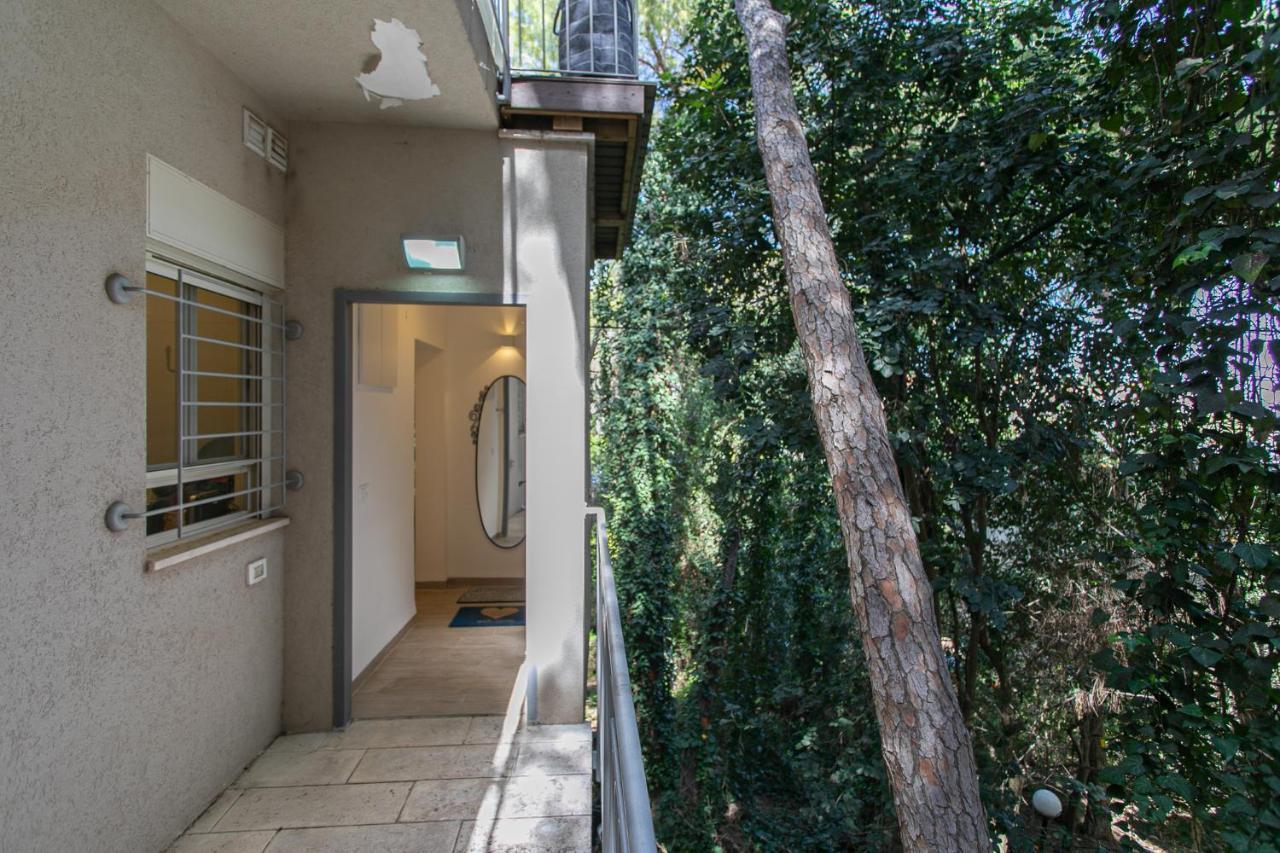 Carmel Boutique Apartments - Urban Forest Haifa Exterior photo